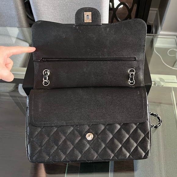 Selling my Chanel large classic flap handbag - Picture 3 of 5